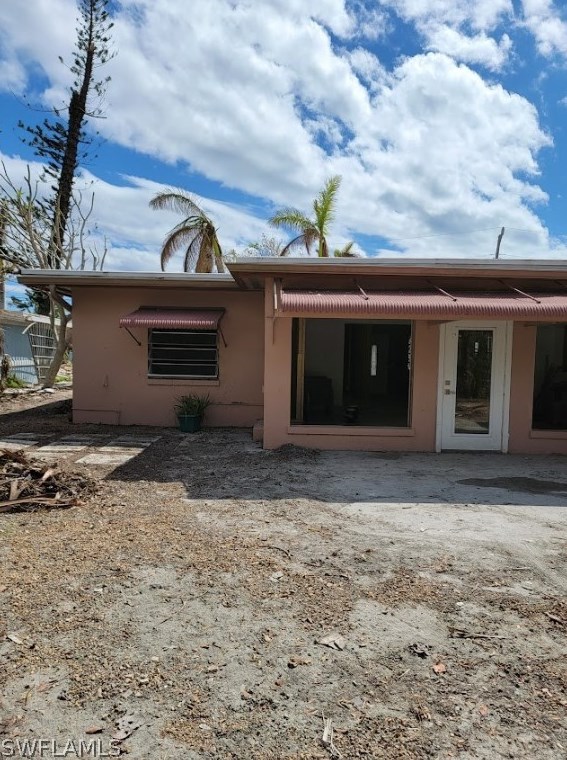 425 Donora Blvd, Fort Myers Beach, FL 33931