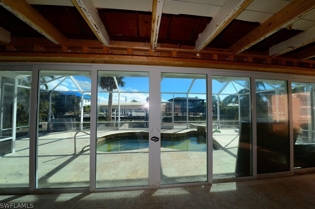 330 Madison Ct, Fort Myers Beach, FL 33931