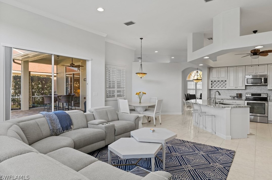 14004 Shimmering Lake Ct, Fort Myers, FL 33907-1821