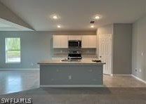 435 Mercedes Ct, Lehigh Acres, FL 33972