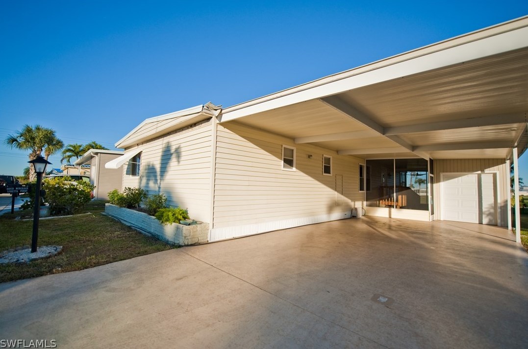 344 Nicklaus Blvd, Fort Myers, FL 33903-5603