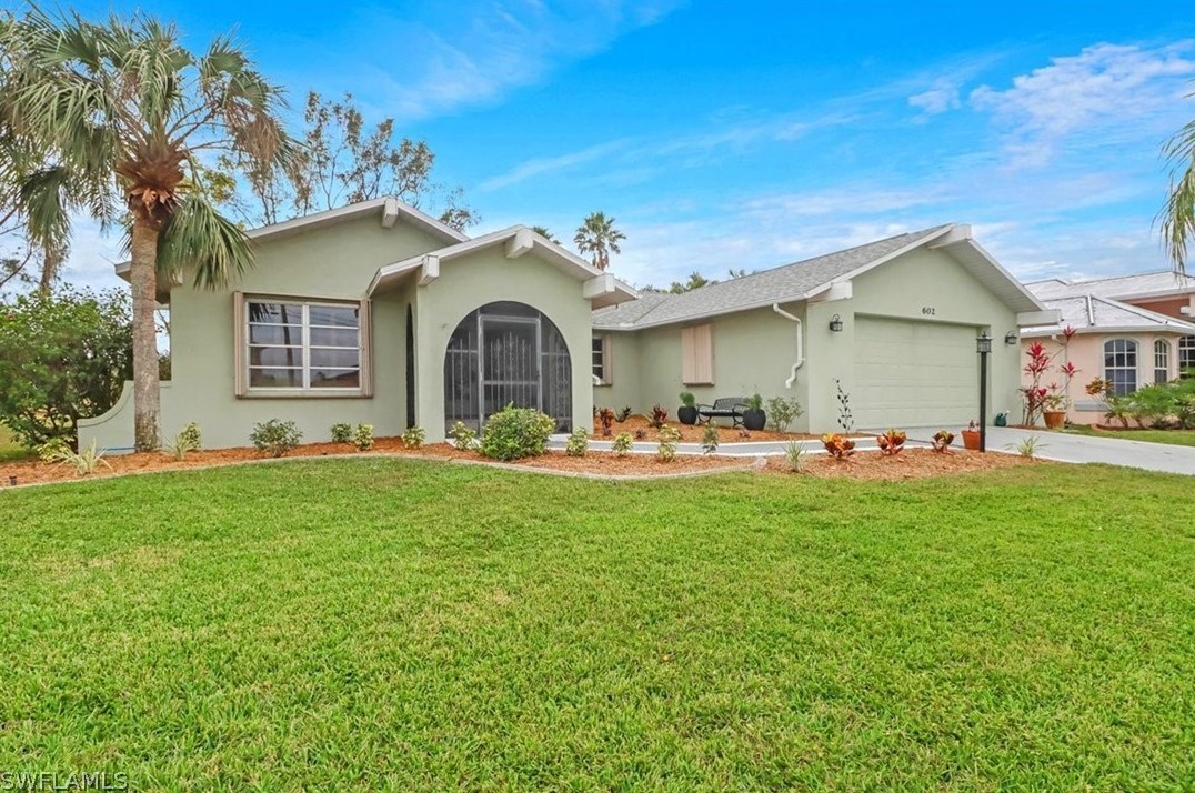 602 57th St, Cape Coral, FL 33914-7228