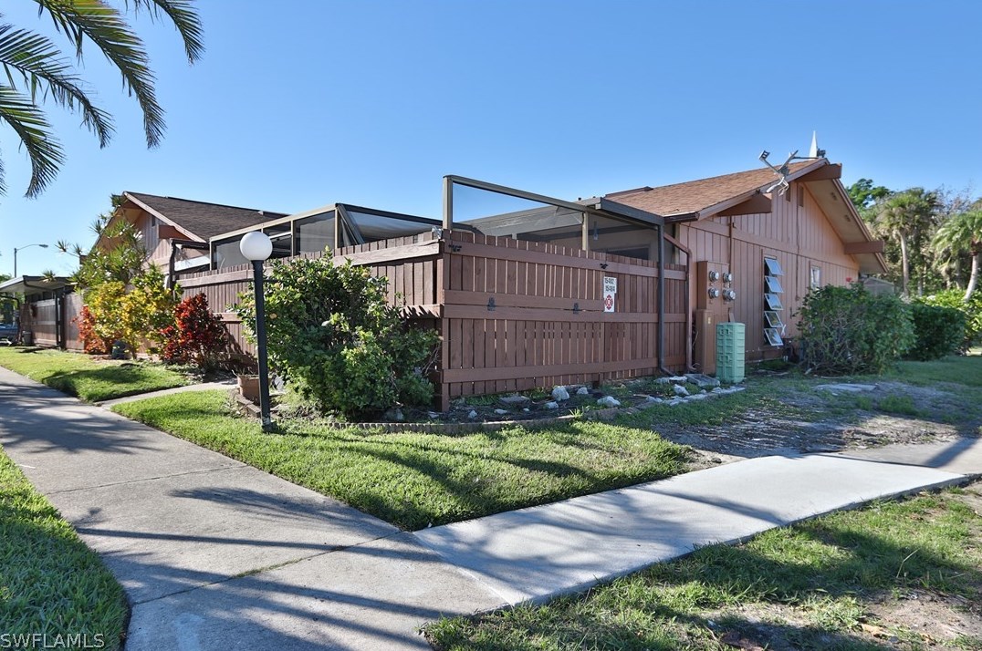 15484 Crystal Lake Dr, Fort Myers, FL 33917-5659