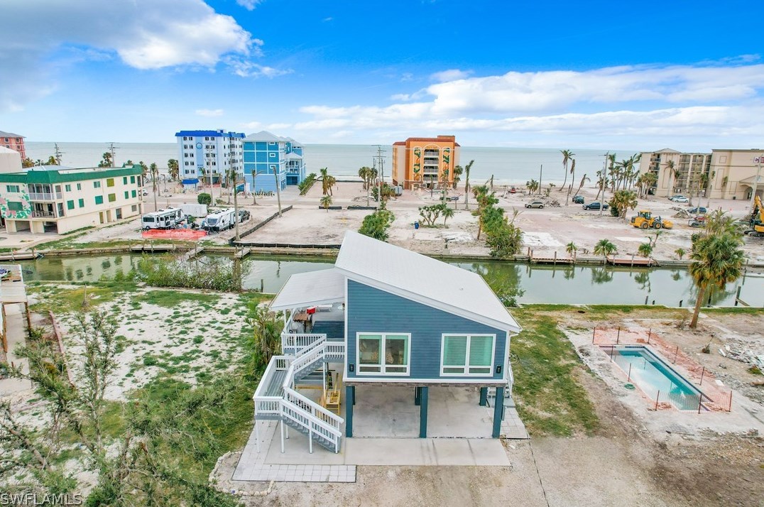 720 Matanzas Ct, Fort Myers Beach, FL 33931