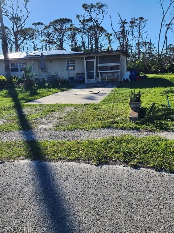 3851 Gasparilla St, Saint James City, FL 33956