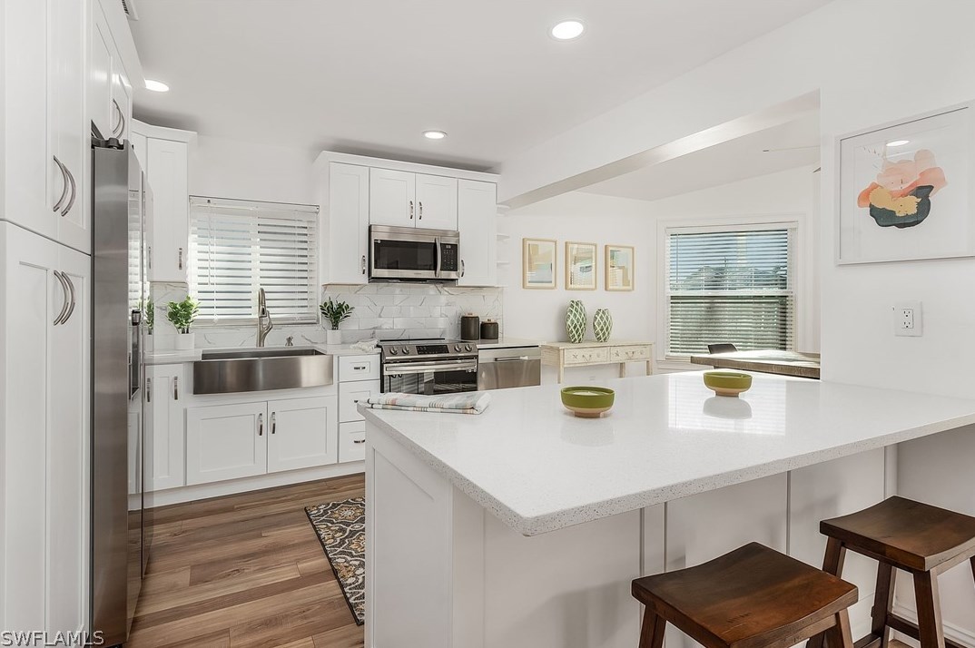 4416 5th Ave, Cape Coral FL  33914-7559 exterior