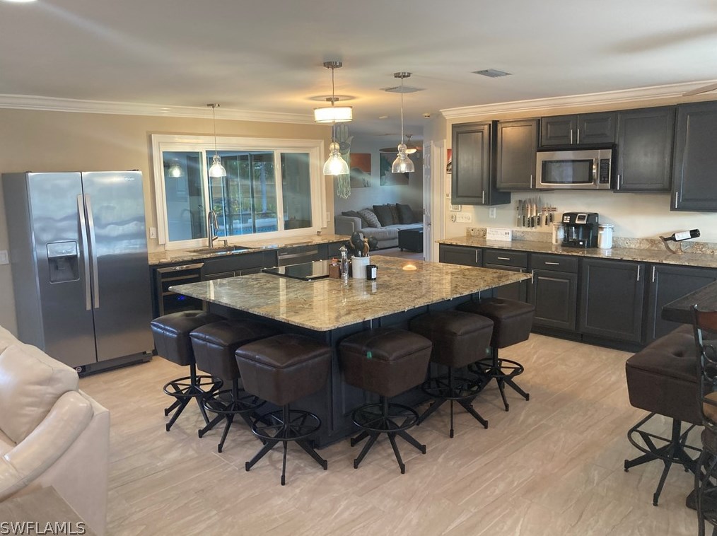 2449 Kent Ave, Fort Myers, FL 33907-5807
