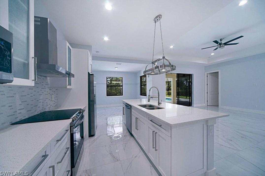 715 6th St, Cape Coral FL  33991-1932 exterior