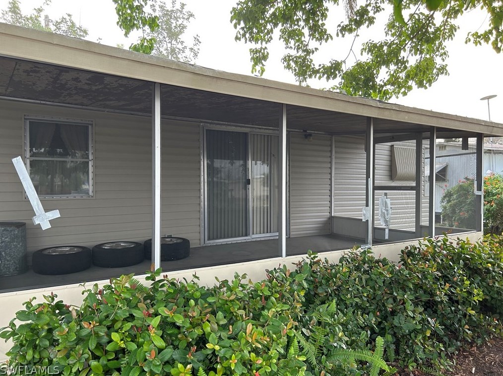 112 Fireball Cir, Fort Myers, FL 33917-6537