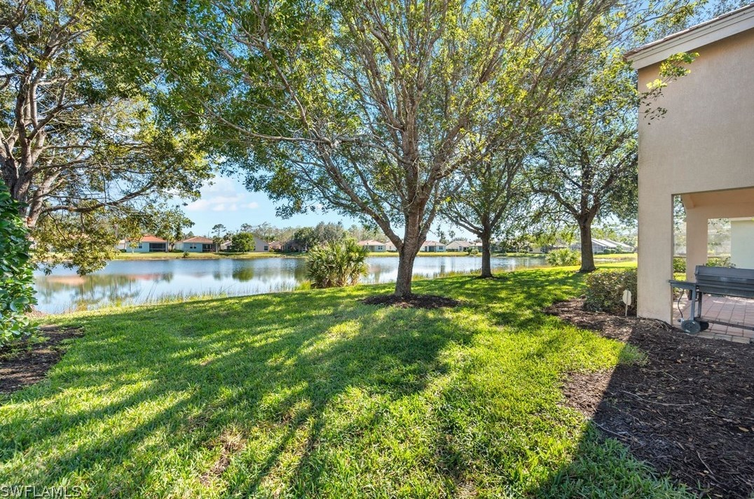 2208 Summersweet Dr, Alva FL  33920-4606 exterior