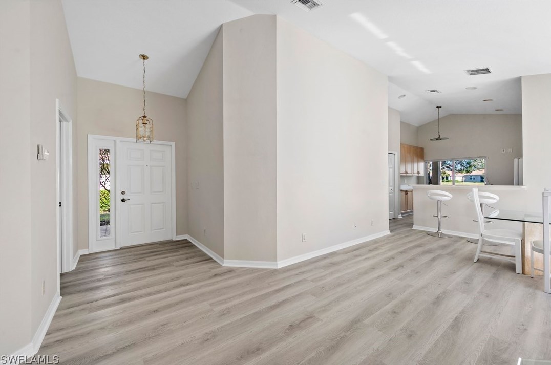 2208 Summersweet Dr, Alva FL  33920-4606 exterior