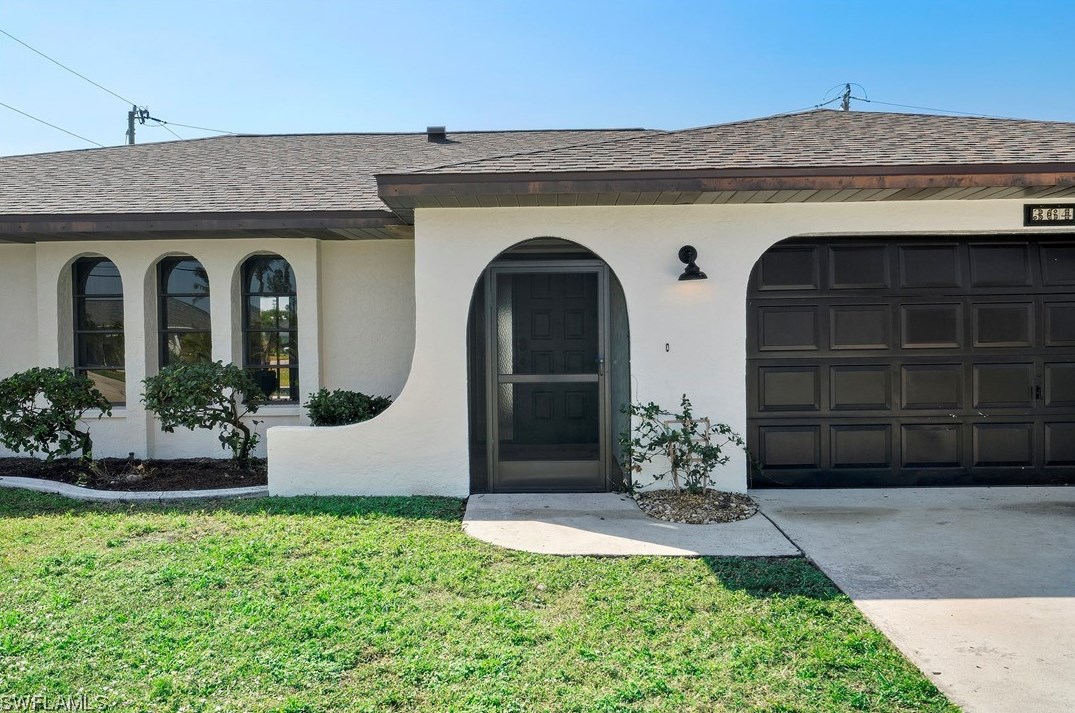 364 Se 33rd Ter, Cape Coral, FL 33904