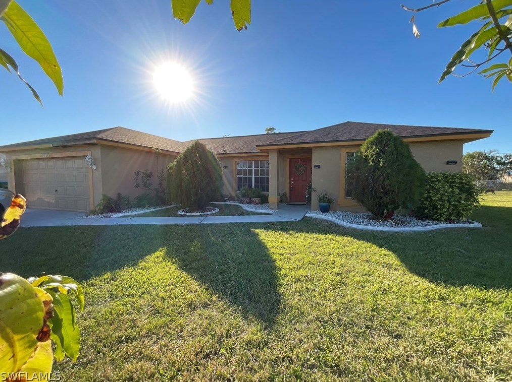 2934 Santa Barbara Pl, Cape Coral, FL 33904-3449