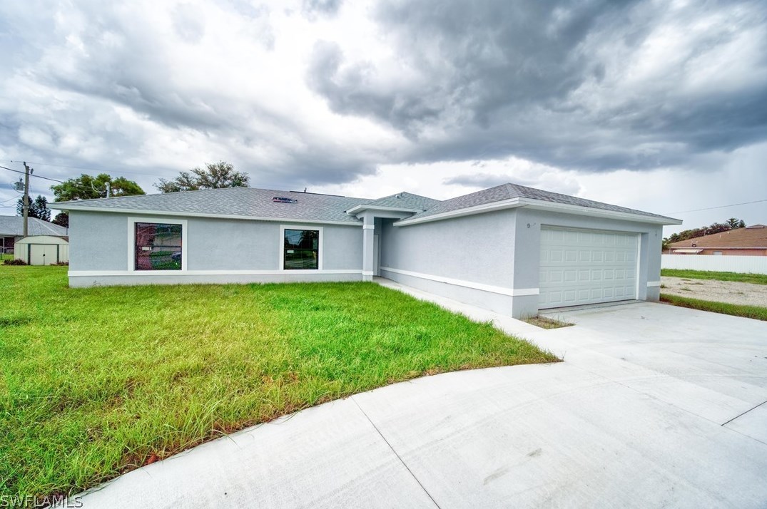537-539 Se 6th Terrace, Cape Coral, FL 33990
