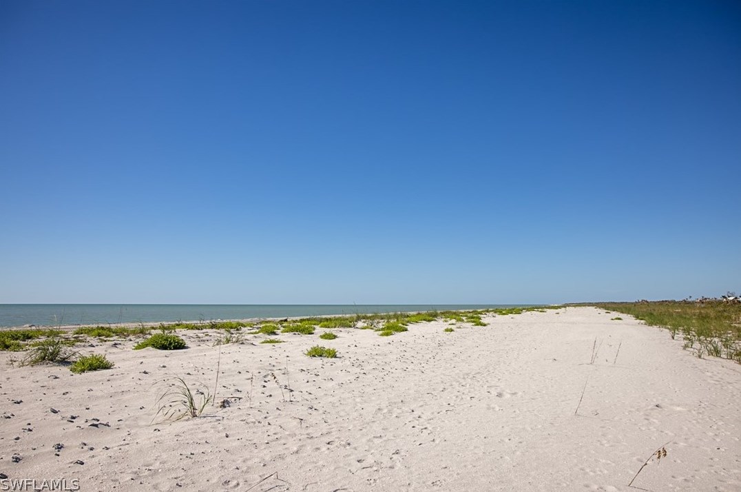 4781 Tradewinds Dr, Sanibel, FL 33957