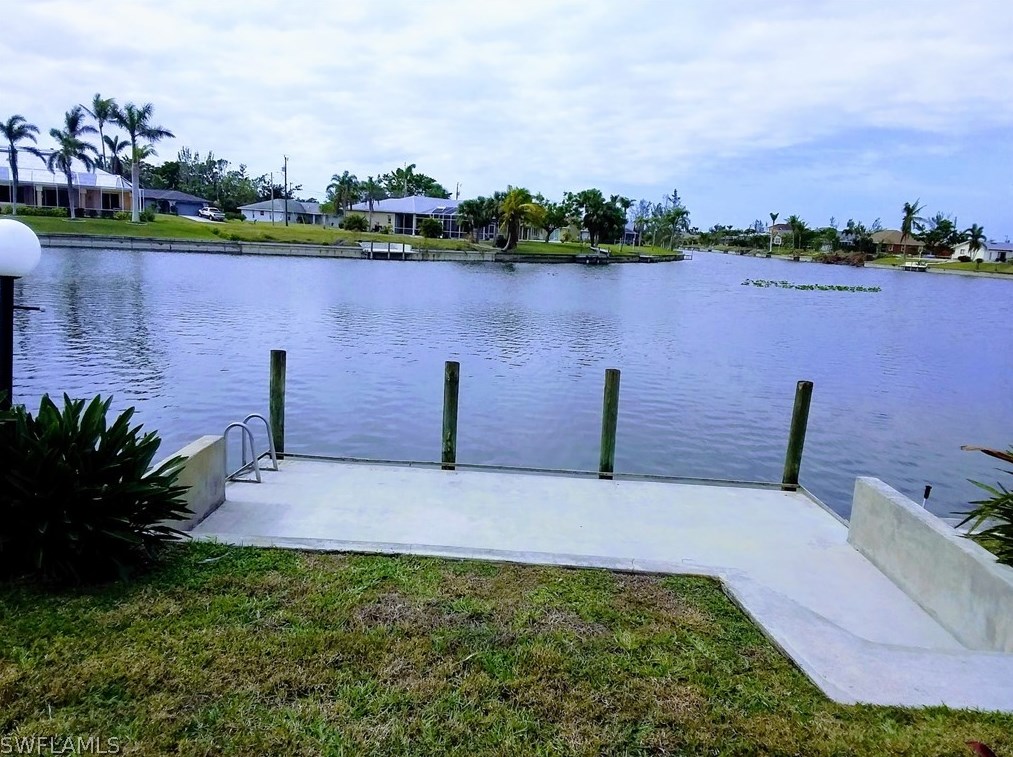 1636 Se 6th Ave, Cape Coral, FL 33990