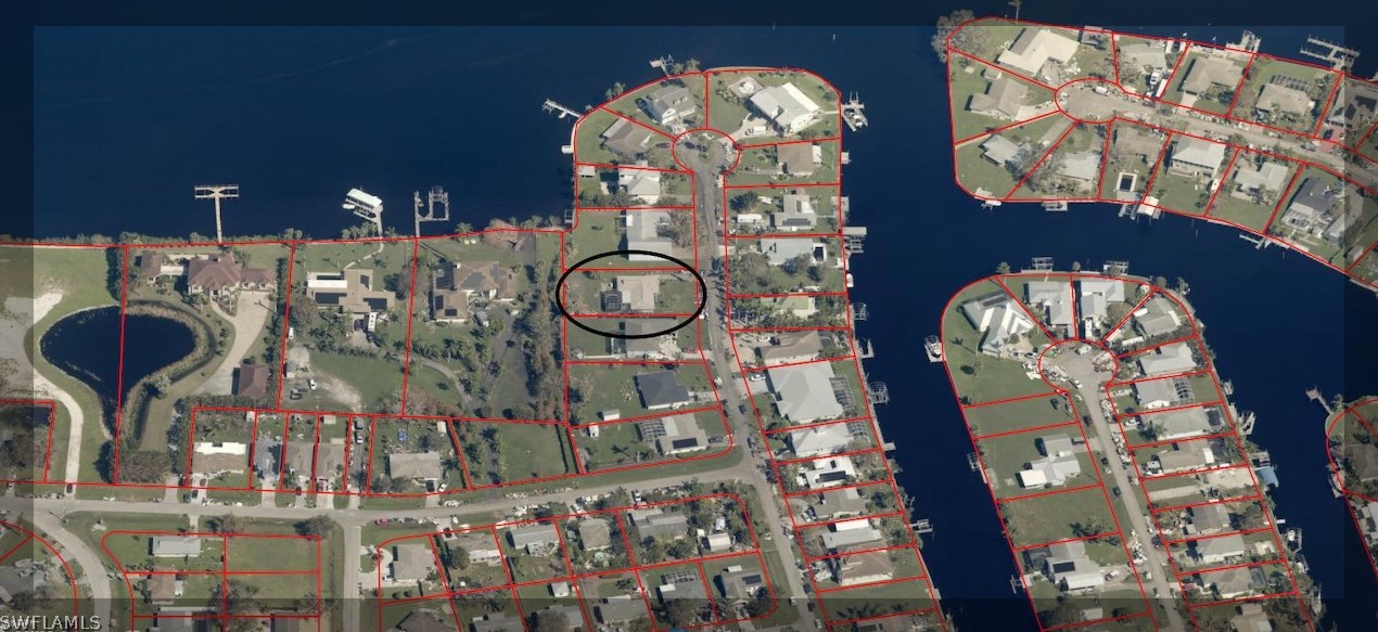 2001 Bahama Ave, Fort Myers, FL 33905-2079