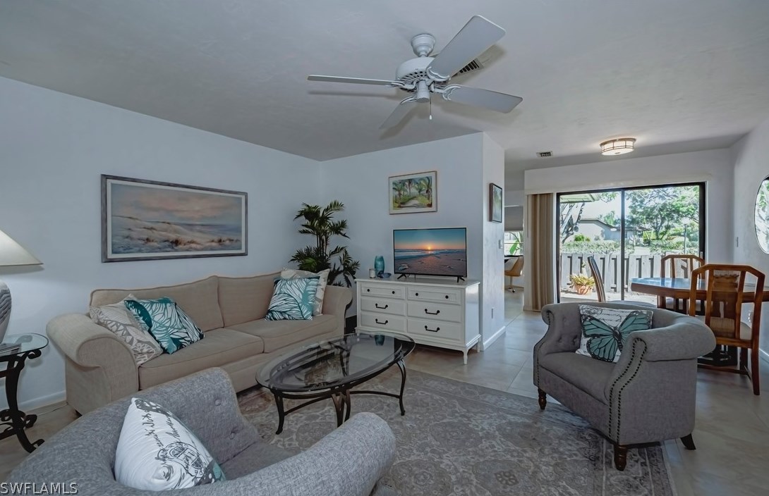 9280 Lennex Ln, Fort Myers, FL 33919-4310