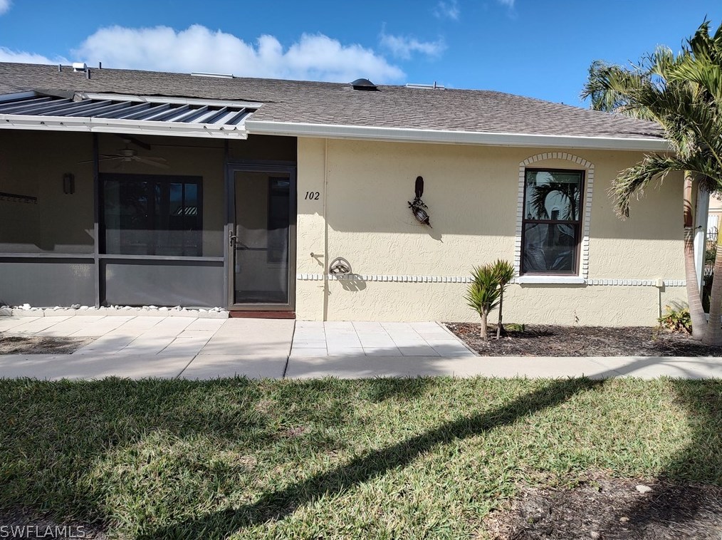 1432 Courtyards Ln, Cape Coral, FL 33914-7410
