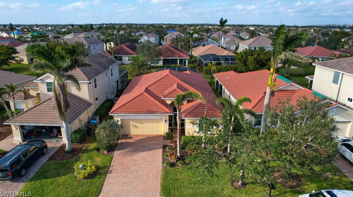 2523 Blackburn Cir, Cape Coral, FL 33991-3141