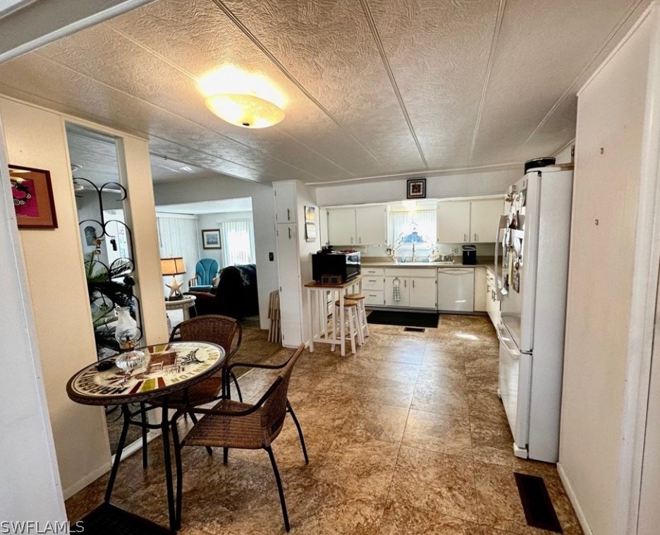 772 Roses Ln, Fort Myers, FL 33917-6397