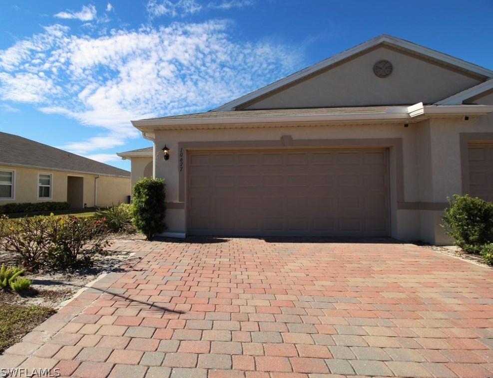10677 Crossback Ln, Lehigh Acres, FL 33936