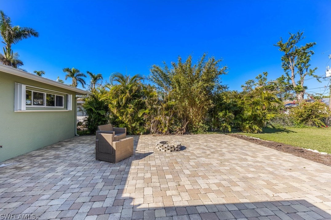 11416 Zehner Ln, Fort Myers, FL 33908-3435