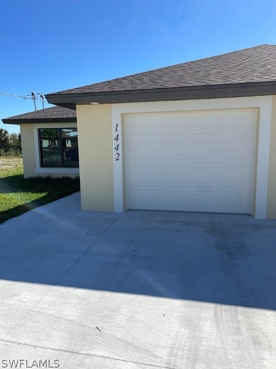 1442 4th Ln, Cape Coral FL  33991-1406 exterior