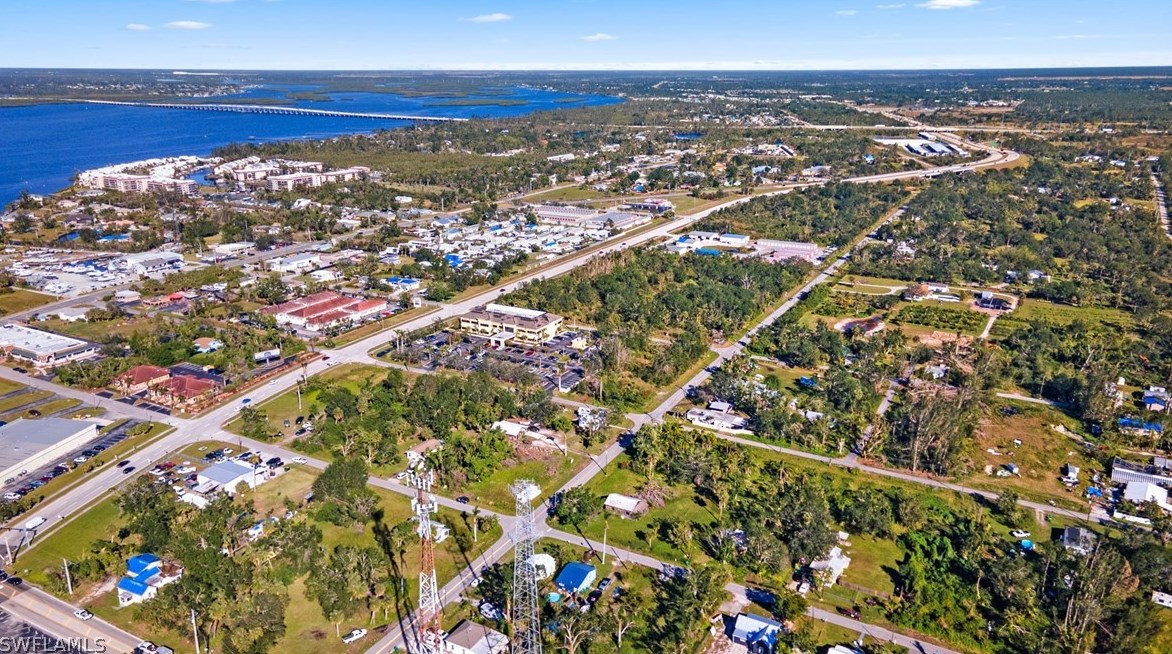 903 Lavilla Rd, Punta Gorda, FL 33950-3922
