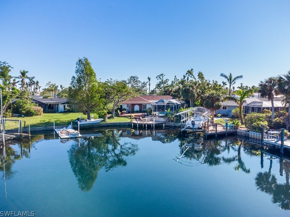1088 Brevity Ln, Fort Myers, FL 33919-5906