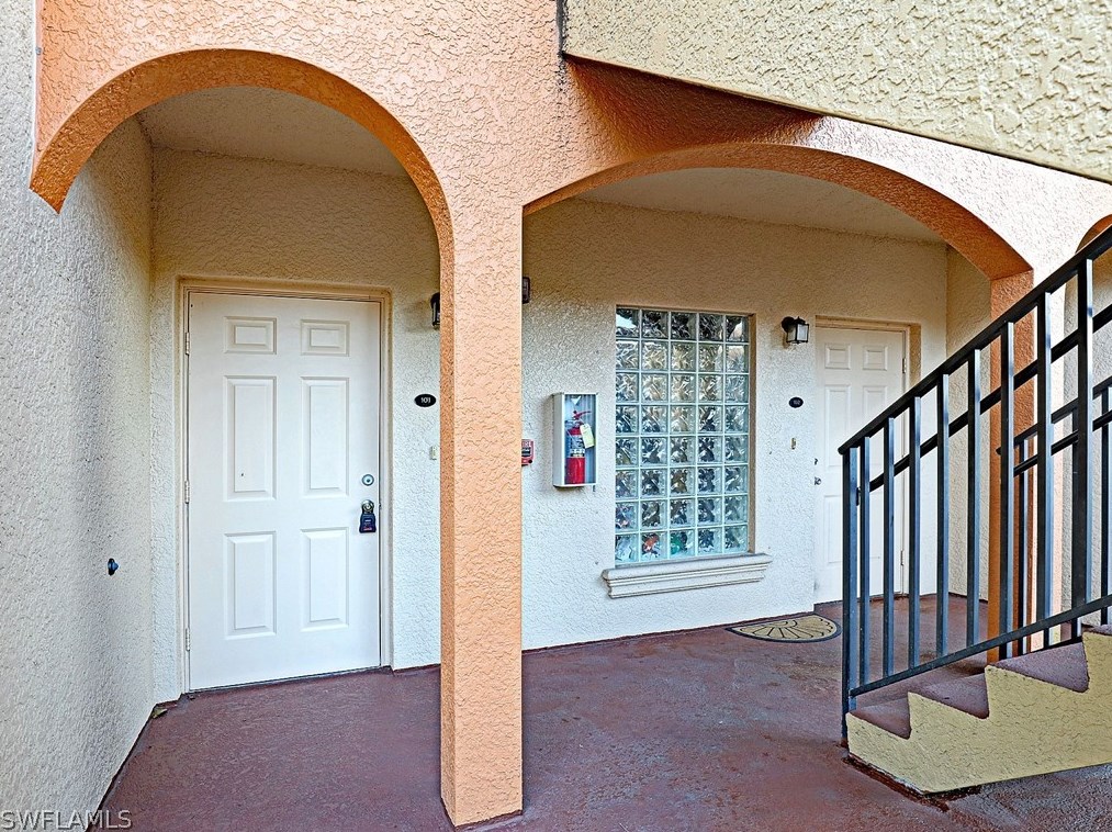 4175 Castilla Cir Apt 101, Fort Myers, FL 33916