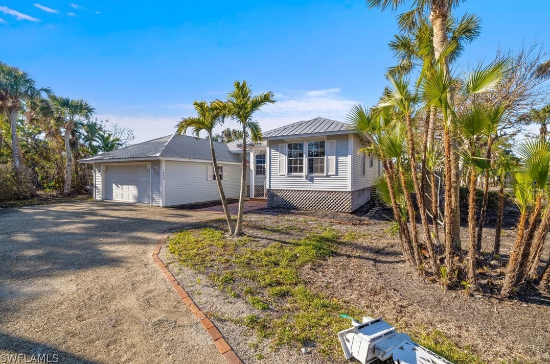 1859 Farm Trail, Sanibel, FL 33957