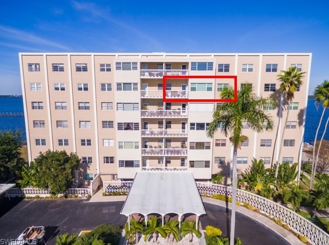 1900 Clifford St #605, Fort Myers, FL 33901
