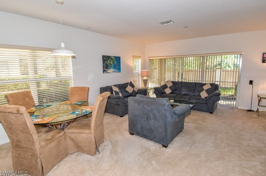 8643 Athena Ct, Lehigh Acres, FL 33971