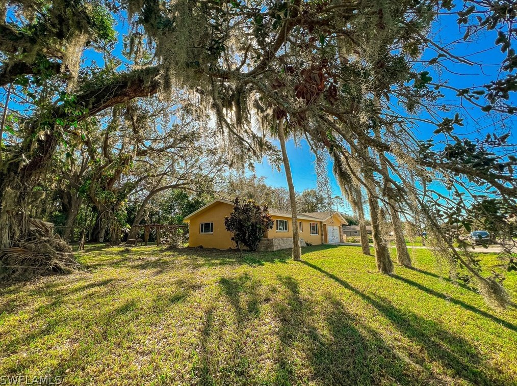 13201 Caribbean Blvd, Fort Myers, FL 33905-2041