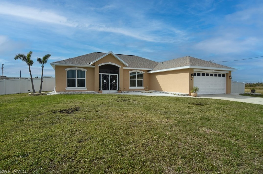 130 31st Ave, Cape Coral, FL 33991-1123