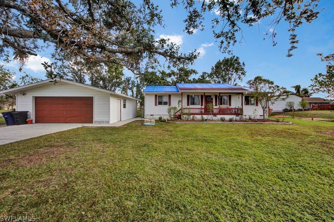 10897 Fountain Ave, Fort Myers, FL 33966-1140