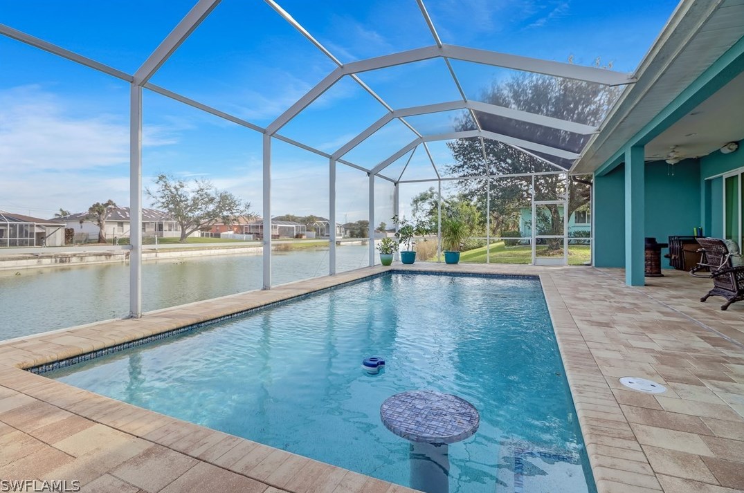 111 12th Ter, Cape Coral FL  33909-1112 exterior