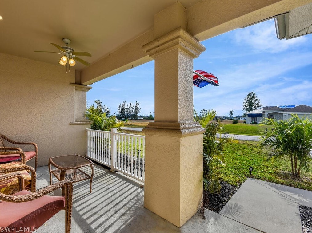 1049 40th Ter, Cape Coral, FL 33909-6213