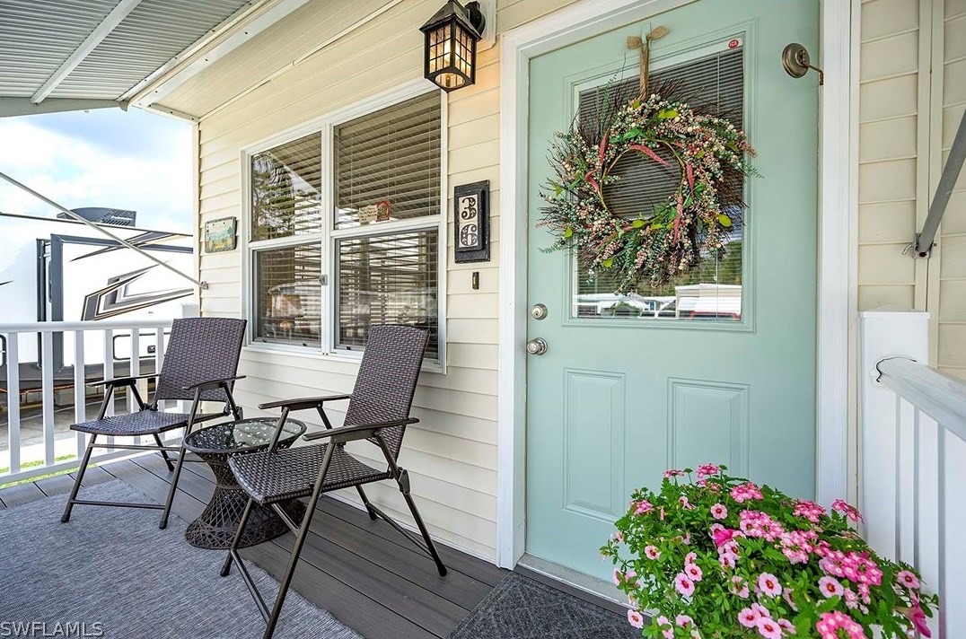 36 La Fonda Ln, Fort Myers, FL 33903-7328
