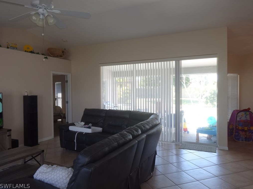 534 Sw 35th Ter, Cape Coral, FL 33904