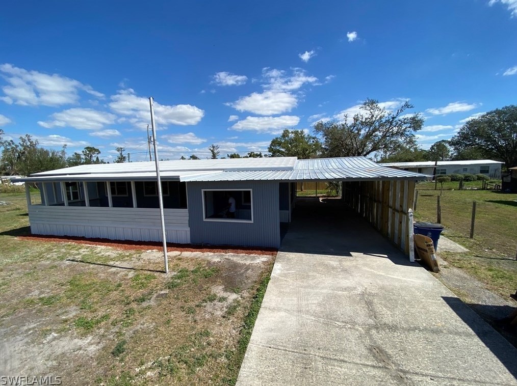 8075 Penny Dr, Fort Myers, FL 33917-6243