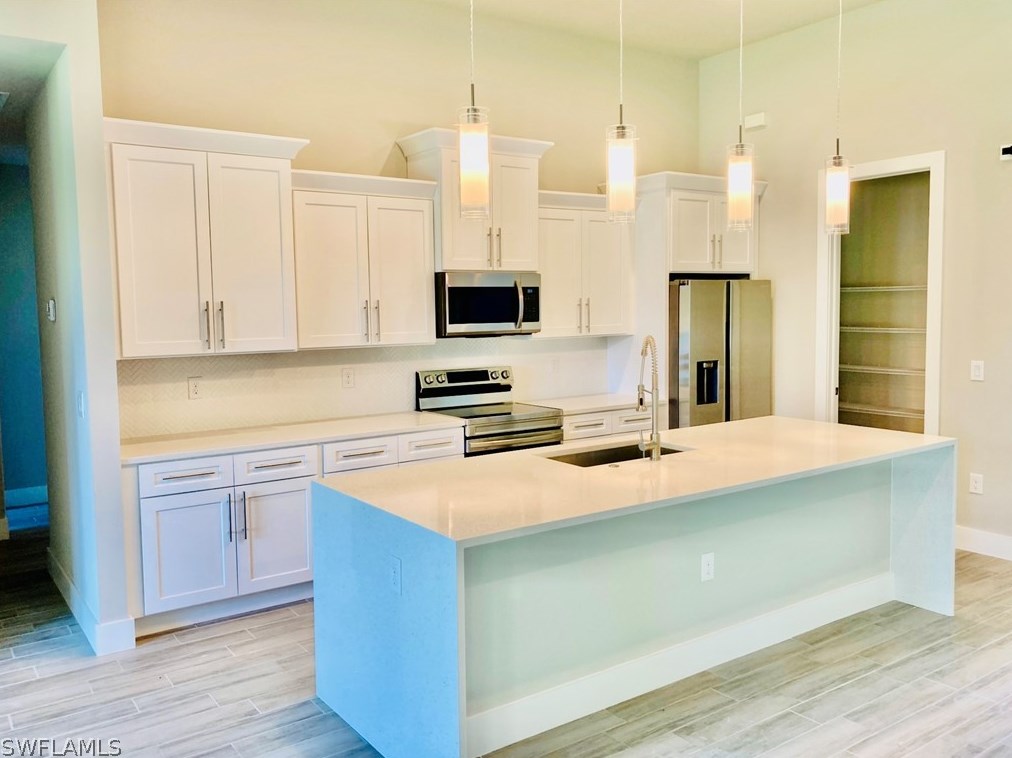 2711 18th St W, Lehigh Acres, FL 33971