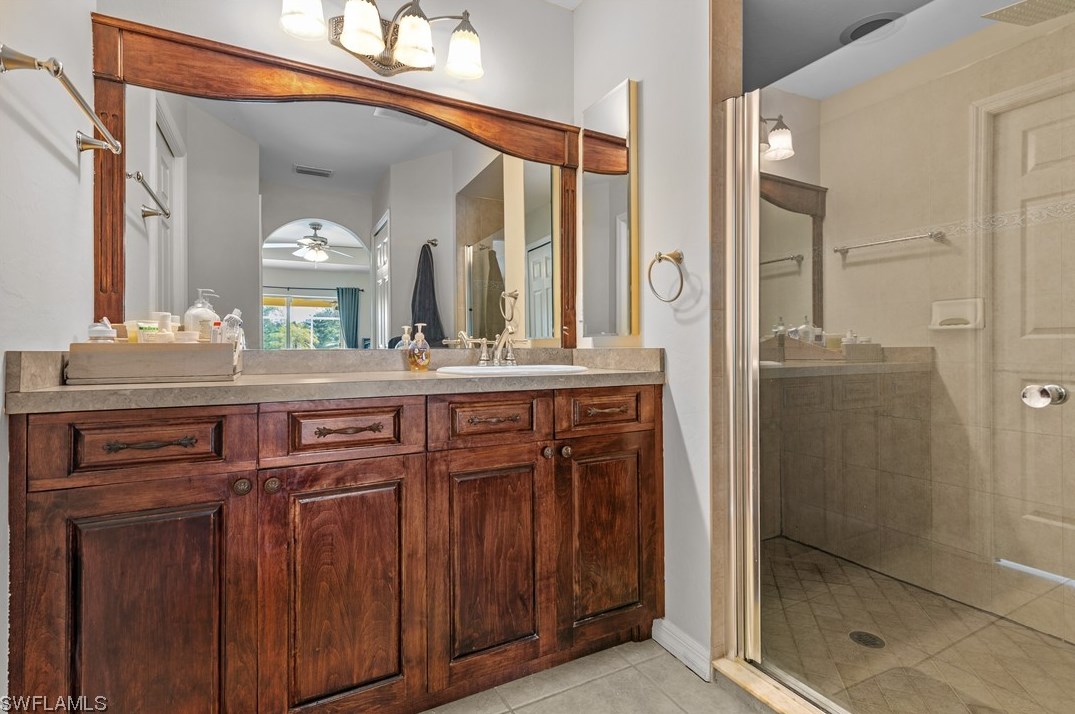 3737 Trent St, Fort Myers FL  33905-5715 exterior