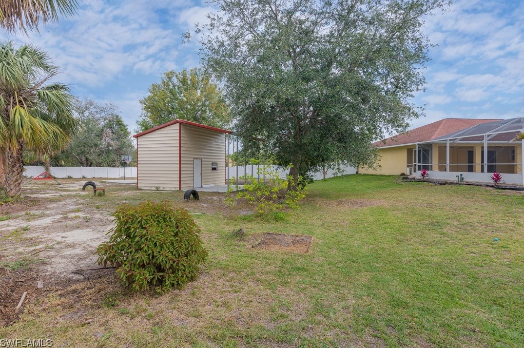 3737 Trent St, Fort Myers FL  33905-5715 exterior