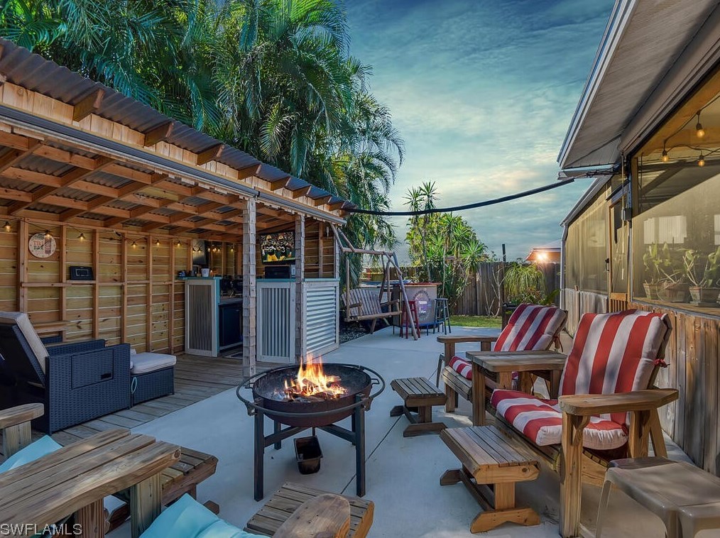 7666 Laurel Valley Rd, Fort Myers, FL 33967-5003