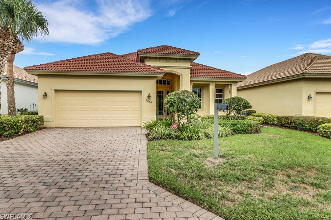 3840 Lakeview Isle Ct, Fort Myers, FL 33905-5840