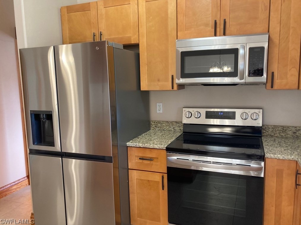 1804 Ne 13th Ave, Cape Coral, FL 33909