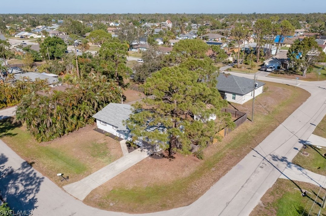 9225 Temple Rd, Fort Myers, FL 33967-3740