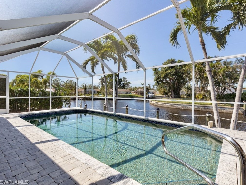 5964 Baker Ct, Fort Myers, FL 33919-3102